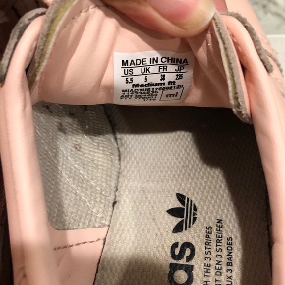 Light pink Adidas - Picture 6 of 8